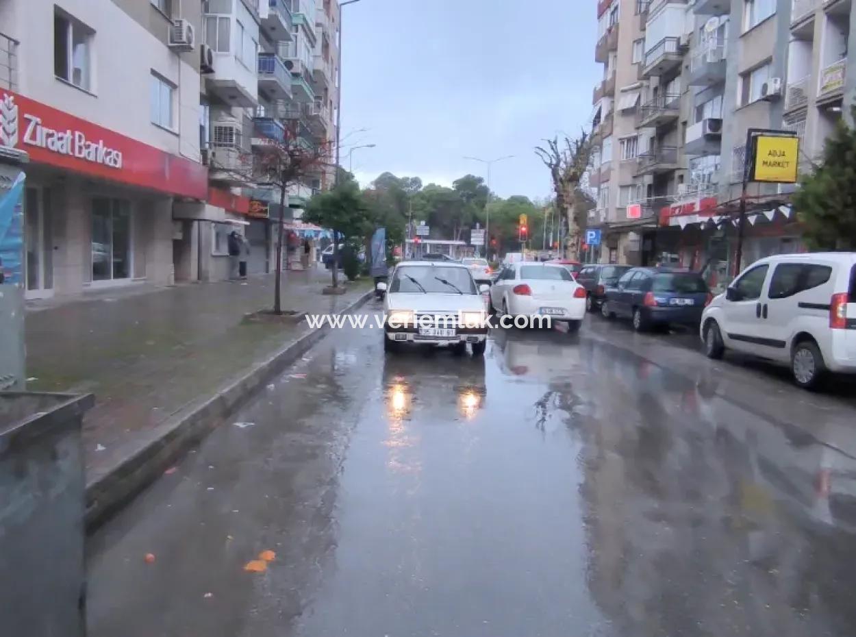 Kahramanlar Akıncılar 40 M2 Mietgeschäft Auf Der Straße