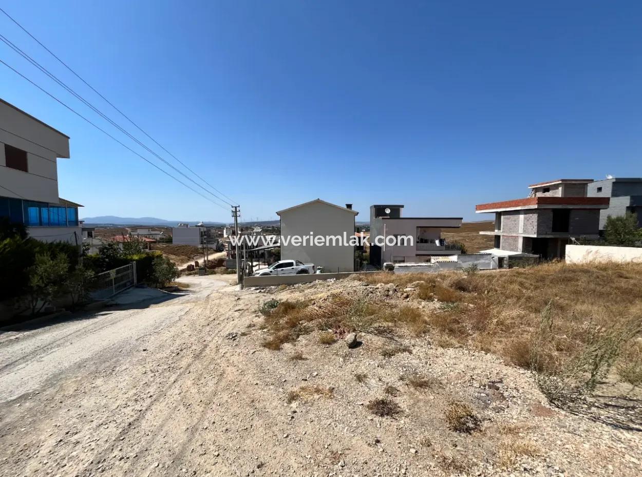 Es Können Zwei Villen Gebaut Werden! Grundstück Zu Verkaufen In Seferihisar Tepecik Mahallesi Akarca Region