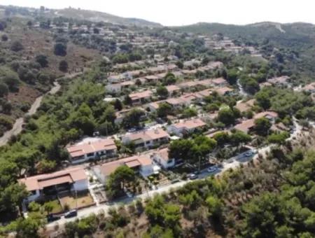 Bereit Zur Sitzung! Ferienhaus Mit Meerblick In Dogankent