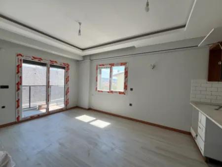 Zero 1 1 Apartment Opportunity In Seferihisar Camiikebir District, Gözsüzler District!