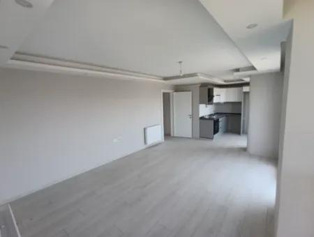 Zero 3 1 Maisonette-Wohnung Im Viertel Çolakibrahimbey An Der Seferihisar Izmir Road