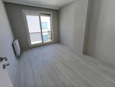 Zero 3 1 Maisonette-Wohnung Im Viertel Çolakibrahimbey An Der Seferihisar Izmir Road