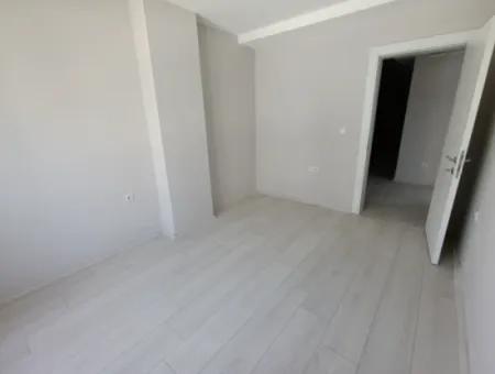 Zero 3 1 Maisonette-Wohnung Im Viertel Çolakibrahimbey An Der Seferihisar Izmir Road