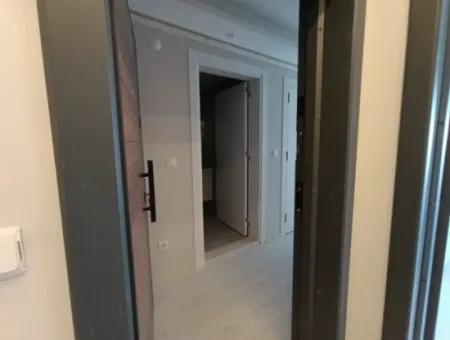 Zero 3 1 Maisonette-Wohnung Im Viertel Çolakibrahimbey An Der Seferihisar Izmir Road