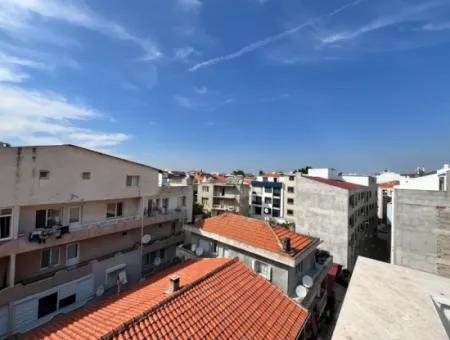 Moderne Maisonette-Wohnung Mit Terrasse Im Herzen Von Seferihisar!