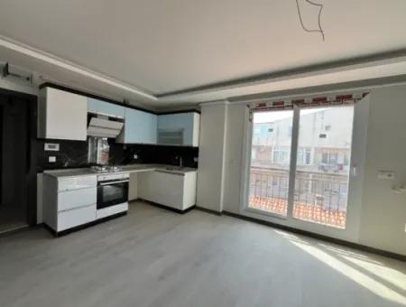 Moderne Maisonette-Wohnung Mit Terrasse Im Herzen Von Seferihisar!