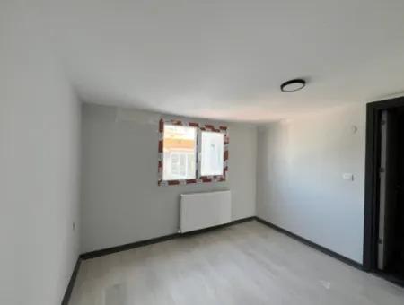 Moderne Maisonette-Wohnung Mit Terrasse Im Herzen Von Seferihisar!