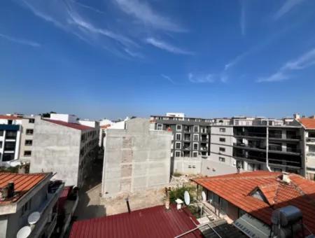 Moderne Maisonette-Wohnung Mit Terrasse Im Herzen Von Seferihisar!