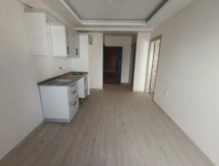 Brandneue 1 1 Wohnung Im Stadtzentrum Von Seferihisar, Çolakibrahimbey!