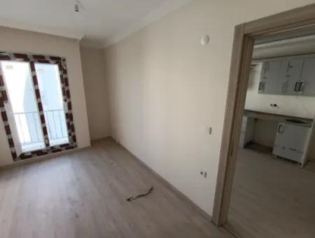 Brandneue 1 1 Wohnung Im Stadtzentrum Von Seferihisar, Çolakibrahimbey!