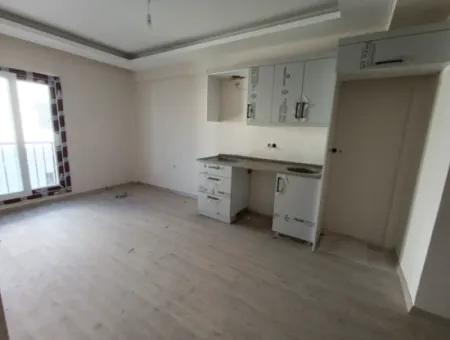 Brandneue 1 1 Wohnung Im Stadtzentrum Von Seferihisar, Çolakibrahimbey!