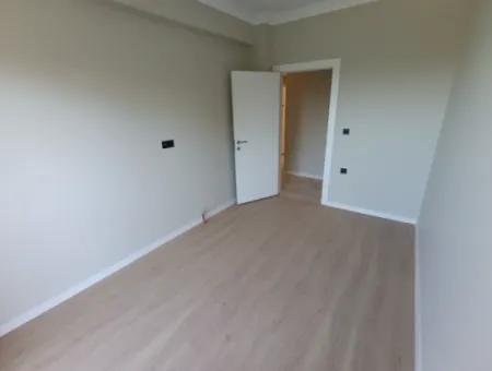 In Einem Komplex Mit Pool In Seferihisar 4. Etage 3 In 1 Wohnung Mit Balkon | 140 M² | En-Suite Badezimmer | Separate Küche | Balkon Mit Aussicht | Große Landschaftsflächen