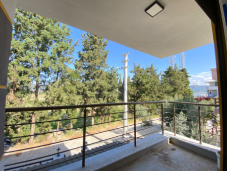 Neue Villa Zum Verkauf Mit Blick Auf Die Natur In Seferihisar Doğanbey