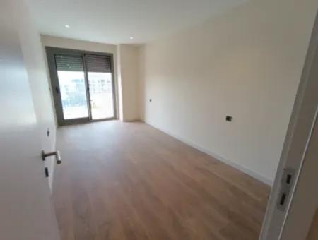 Am Eingang Von Seferihisar Warten Moderne Und Komfortable 2 1 Apartments Auf Sie!