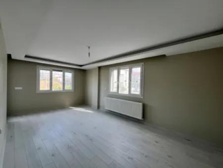 Brandneue Wohnung Im Bezirk Seferihisar Camikebir!