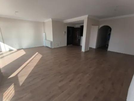 1. 3 1 160M2 Wohnung Zu Vermieten In Kordon Gegenüber Dem Fähranleger Von Alsancak