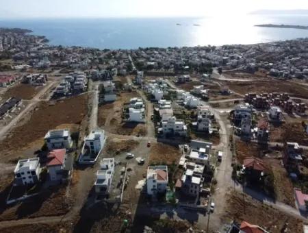 Es Können Zwei Villen Gebaut Werden! Grundstück Zu Verkaufen In Seferihisar Tepecik Mahallesi Akarca Region