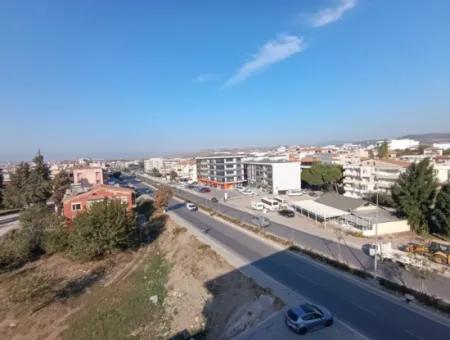 Helles Und Modernes 3-In-1-Apartment Mit Doppelbalkon In Der Kusadasi-Straße, Izmir