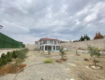 Luxuriöse 4 In 1 Villa Mit Großem Garten In Bahçeşehir, Seferihisar Düzce – Moderner Komfort Und Prestige Zusammen!