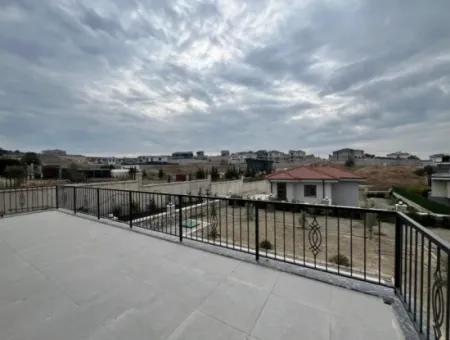 Luxuriöse 4 In 1 Villa Mit Großem Garten In Bahçeşehir, Seferihisar Düzce – Moderner Komfort Und Prestige Zusammen!