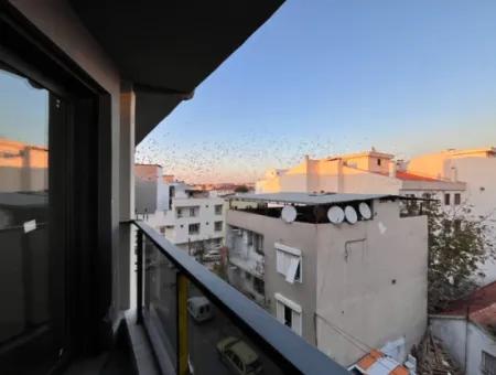 Brandneue Wohnung Im Viertel Seferihisar Çolakibrahimbey, In Der Nähe Des Zentrums Des Basars!