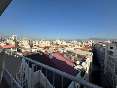 Eine Unumgängliche Gelegenheit In Der Nähe Der Alsancak Dutlu Straße! Im Herzen Der Stadt, In Der Nähe Der Alsancak Dutlu Straße, Erwartet Sie Unsere 3 1 Wohnung!