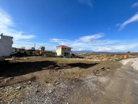 In Der Nähe Des Meeres In Seferihisar Akarca Tepecik, /40 Zonen 260 M² Land!