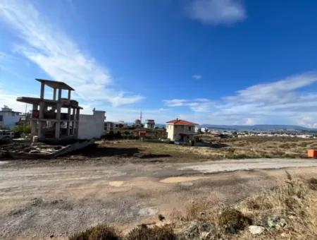 In Der Nähe Des Meeres In Seferihisar Akarca Tepecik, /40 Zonen 260 M² Land!