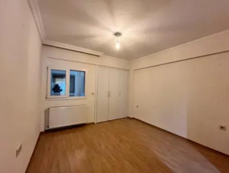 Komfortable 3 1 Wohnung Zu Vermieten In Seferihisar Hidirlik Nachbarschaft