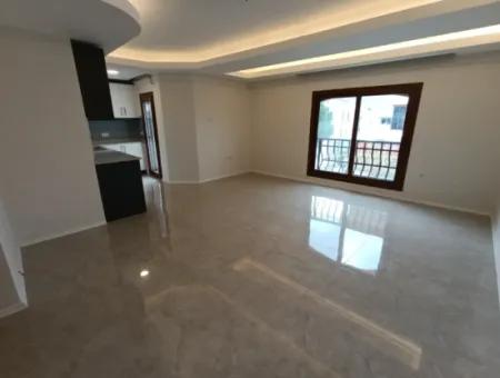 Maisonette-Haus In Güzelbahçe Yelki, Ecklage In Der Alaçatı-Straße!