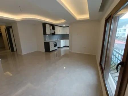 Maisonette-Haus In Güzelbahçe Yelki, Ecklage In Der Alaçatı-Straße!