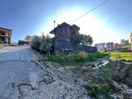 Villa Zoned Land Gelegenheit In Seferihisar Akarca