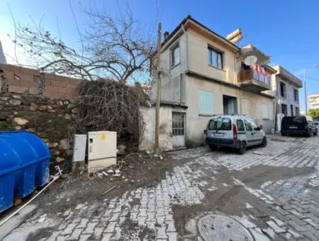 Grundstück In Der Nähe Der Mehmet İzdal Grundschule In Seferihisar Hidirlik