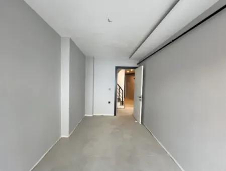 4 1 Reihenhaus-Maisonette-Wohnung Im Seferihisar Basar Zentrum!