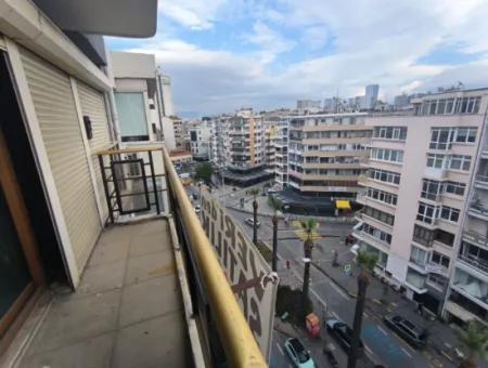 Maisonette-Büro Zu Vermieten Am Alsancak Gündoğdu-Platz