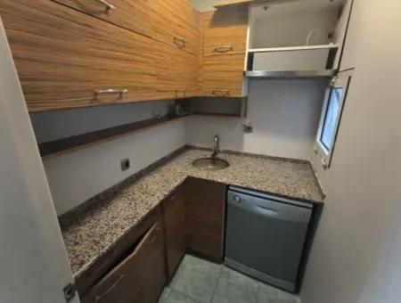 Maisonette-Büro Zu Vermieten Am Alsancak Gündoğdu-Platz