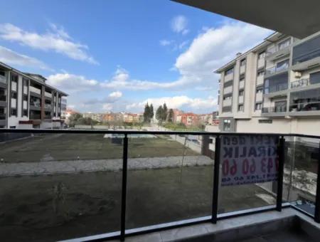 75M² Geräumige Wohnung Mit Poolfront, 2 In Korkmaz City Site, Im Seferihisar Camikebir District!