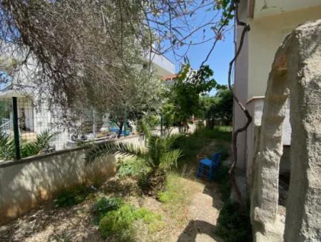 Siğacik Marina 150M, Triplex, Villa Mit Garten Zu Verkaufen