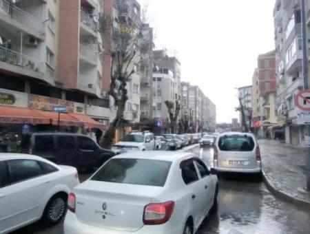 Kahramanlar Akıncılar 40 M2 Mietgeschäft Auf Der Straße