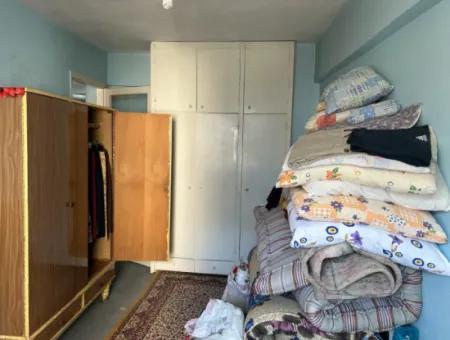 1. Stock Wohnung Zum Verkauf In Der Strasse Der Simit Bakery In Kahramanlar