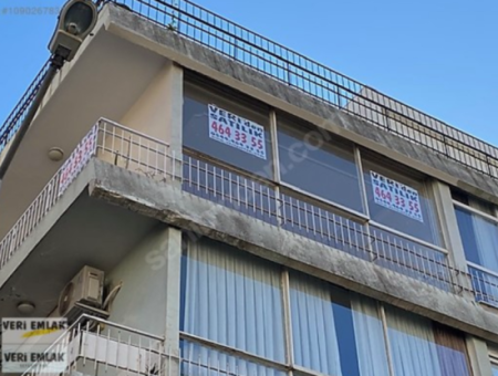 Wohnung Zum Verkauf In Alsancak Reyhan Patisserie In Der Nähe