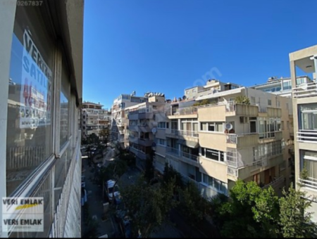 Wohnung Zum Verkauf In Alsancak Reyhan Patisserie In Der Nähe