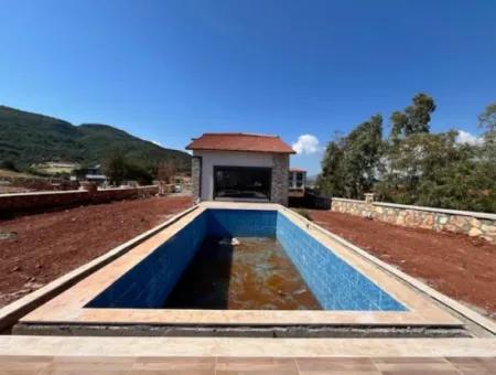 5 In 1 Luxusvilla Mit Pool In Kavakdere, Seferihisar