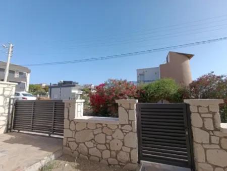 3 In 1, 160M2 450M2 Zum Meer, Eckparzelle Villa In Seferihisar Elmastaş