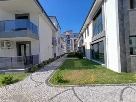 4 1, 180M2 Brandneue Villa Auf Einem Grundstück In Seferihisar Gözsüzler