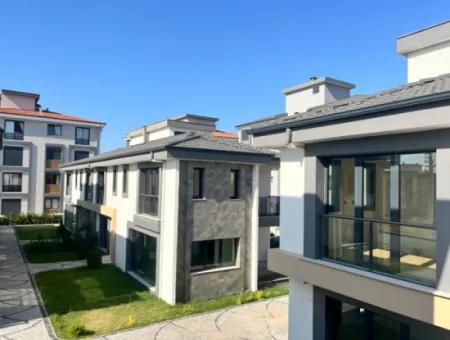 4 1.200M2 Freistehende Neubauvillen In Seferihisar Gözsüzler