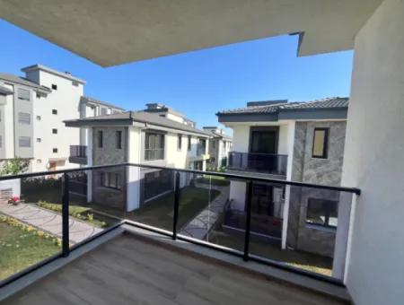 4 1.200M2 Freistehende Neubauvillen In Seferihisar Gözsüzler