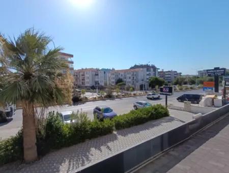 Einzigartige Wohnung An Der Straße Seferihisar - Kusadasi!