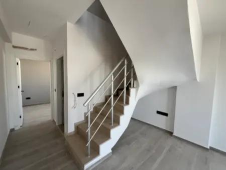 Investitionsmöglichkeit In Gözsüzler: Moderne Wohnung Mit Ecklage Und Terrasse Zu Verkaufen