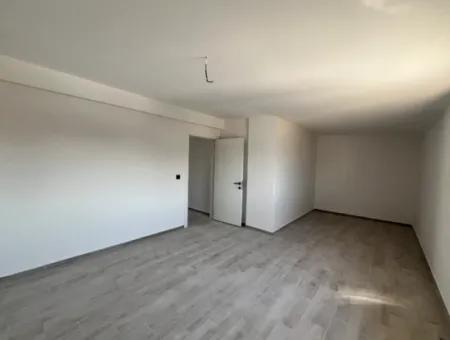 Investitionsmöglichkeit In Gözsüzler: Moderne Wohnung Mit Ecklage Und Terrasse Zu Verkaufen